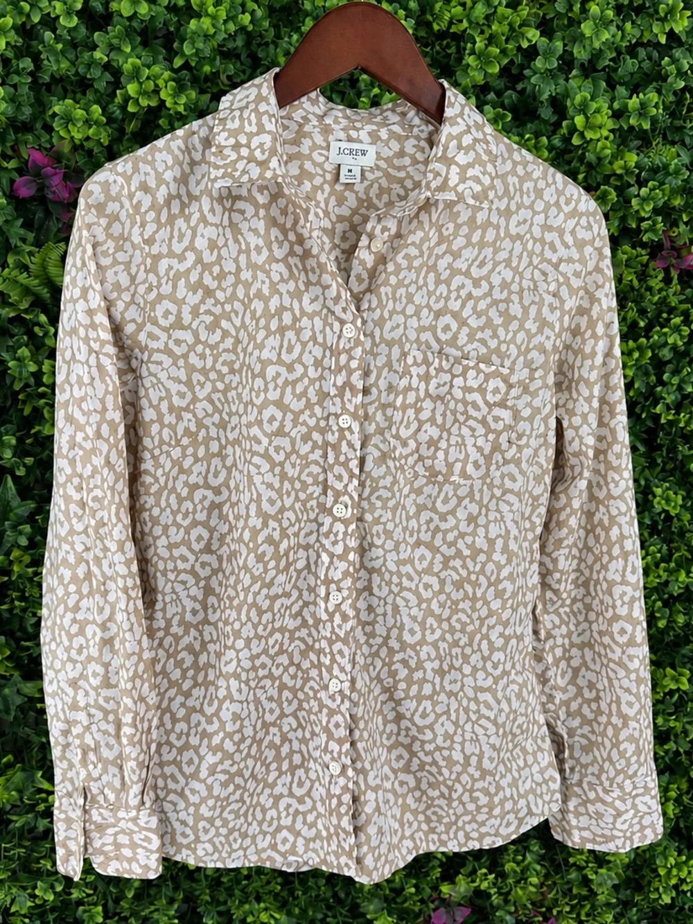 J.Crew 100% Cotton Leopard Print Button Down Shirt Tan Ivory Size Medium